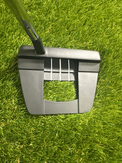 Wilson Infinite The L 34" Putter