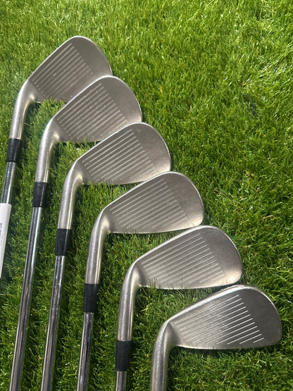 Mizuno JPX EZ 4-9 Irons