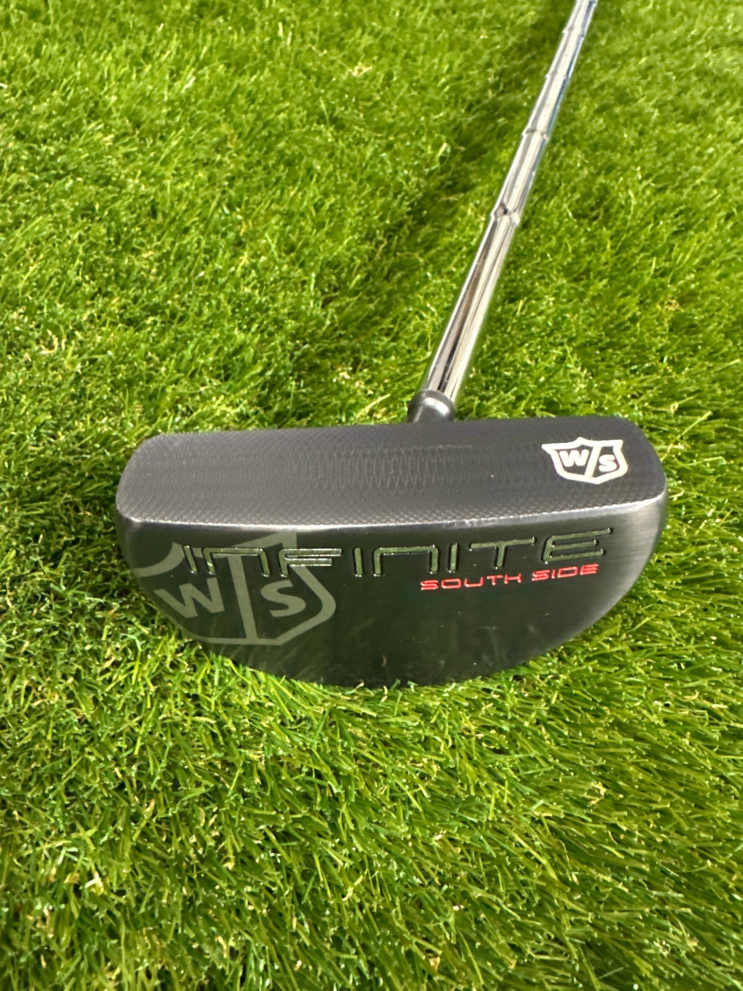 Wilson Infinite South Side 34" Putter