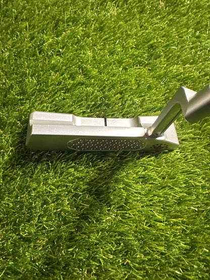 Scotty Cameron Studio Style Newport 2 35" Putter