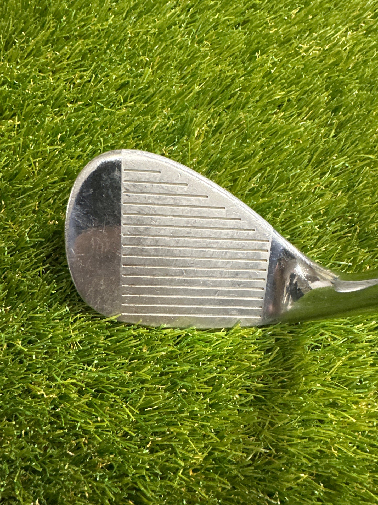 Cleveland Dynamic Sole Grind 588 56 Wedge