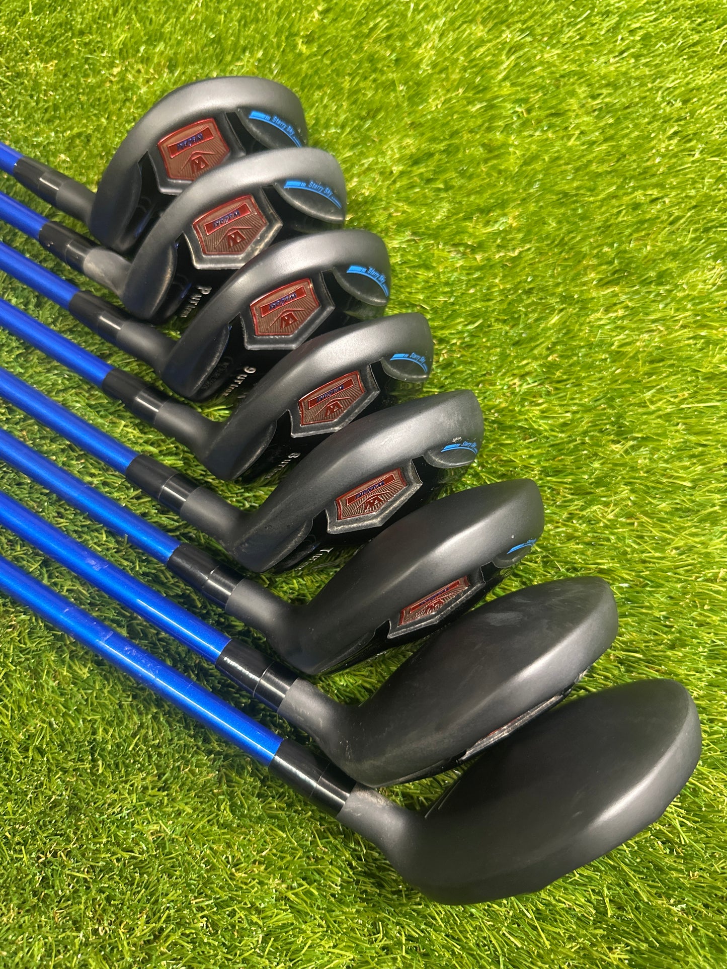 Wazaki WL-11 4-SW Irons