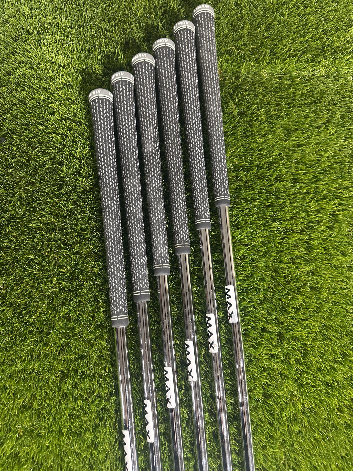 TaylorMade Sim 2 Max 5-PW Irons