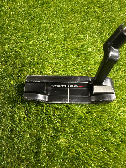 Nike Method Matter 33" Putter