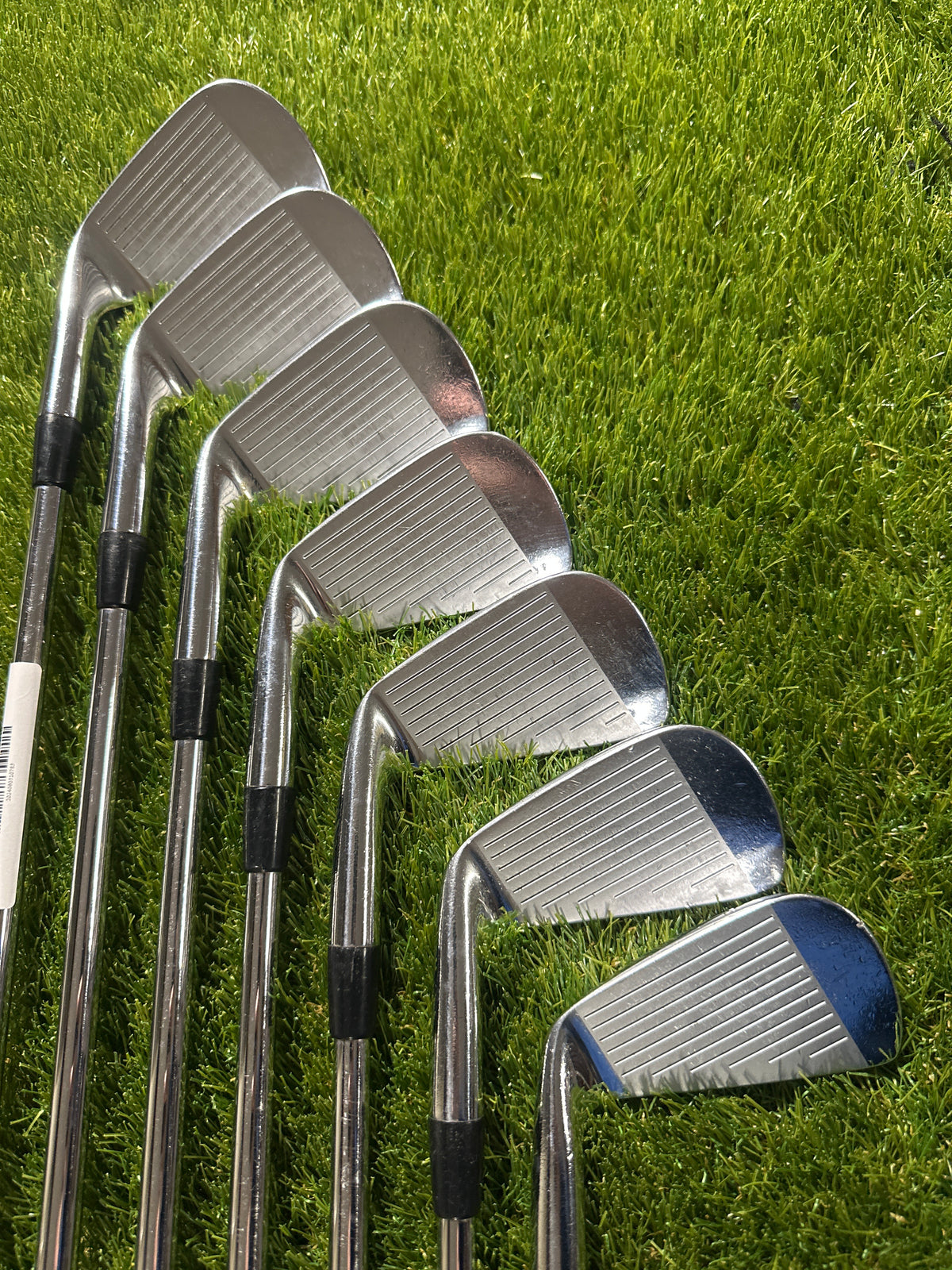 Titleist 695MB 4-PW Irons