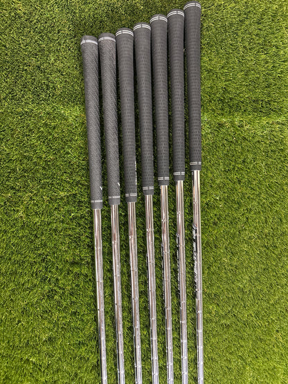 Callaway Apex DCB 4-PW Irons
