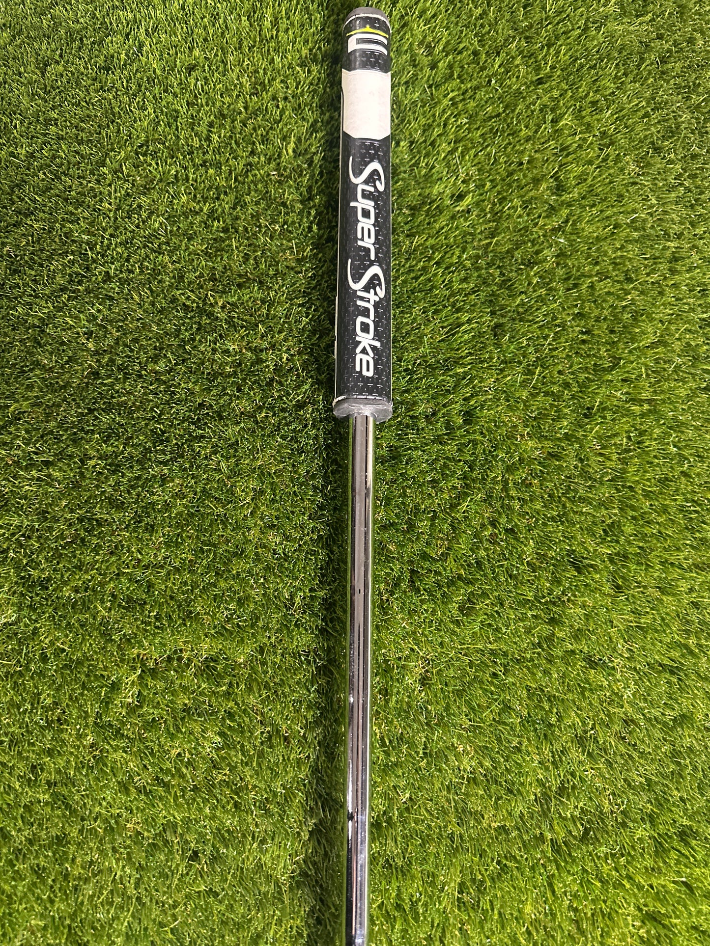 Cobra King Agera 35" Putter