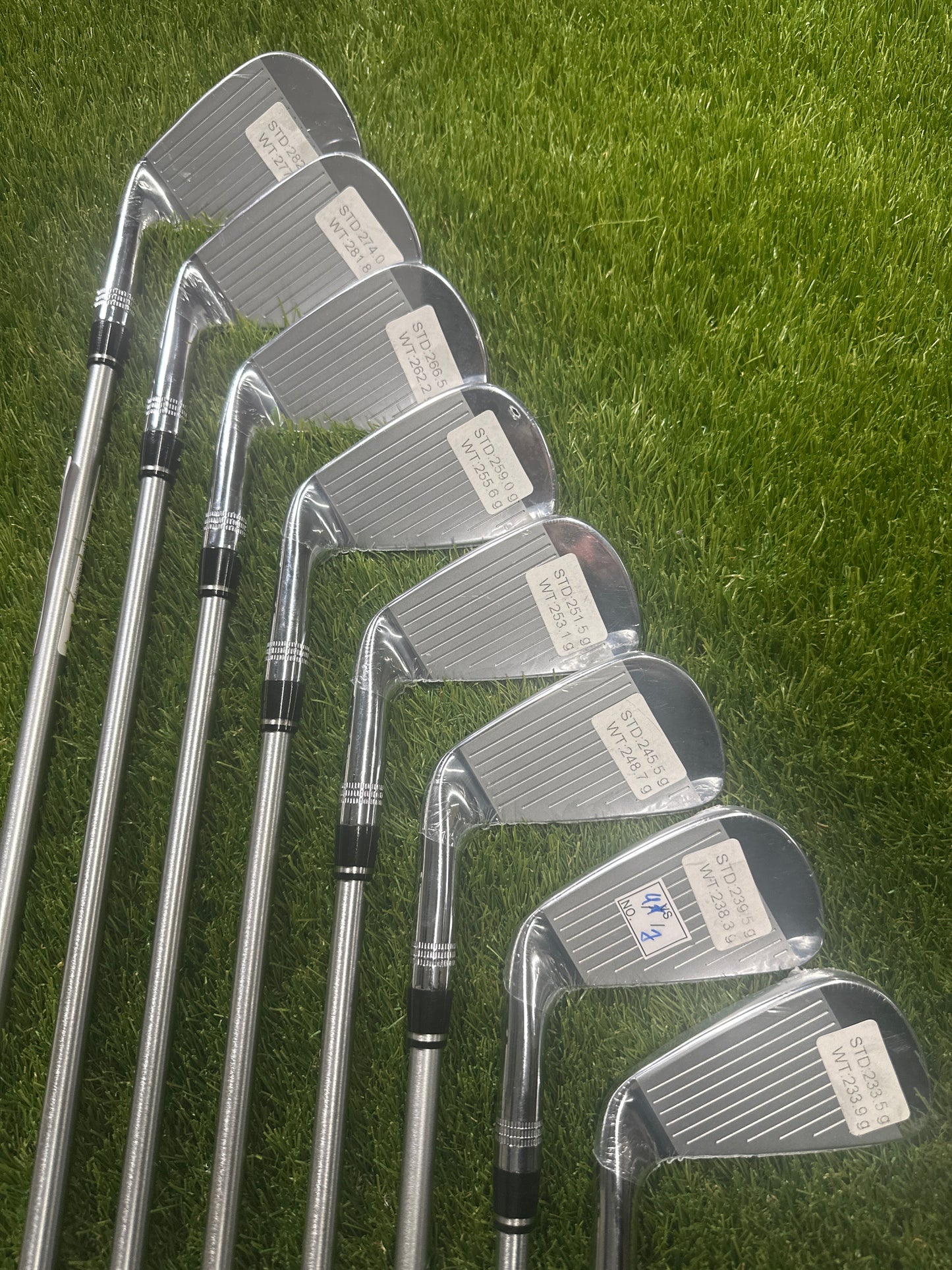Wilson Staff Model MB 3-PW Irons
