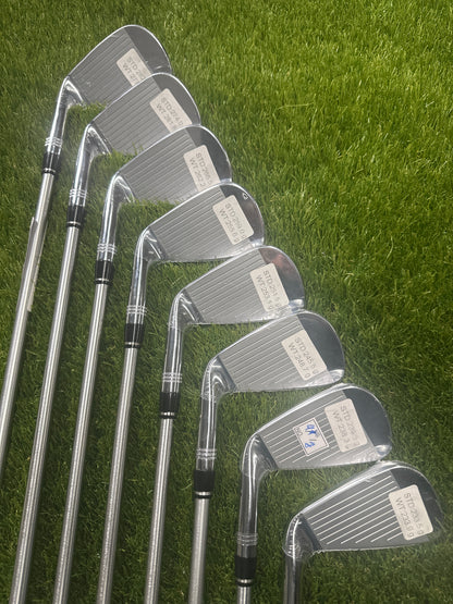 Wilson Staff Model MB 3-PW Irons