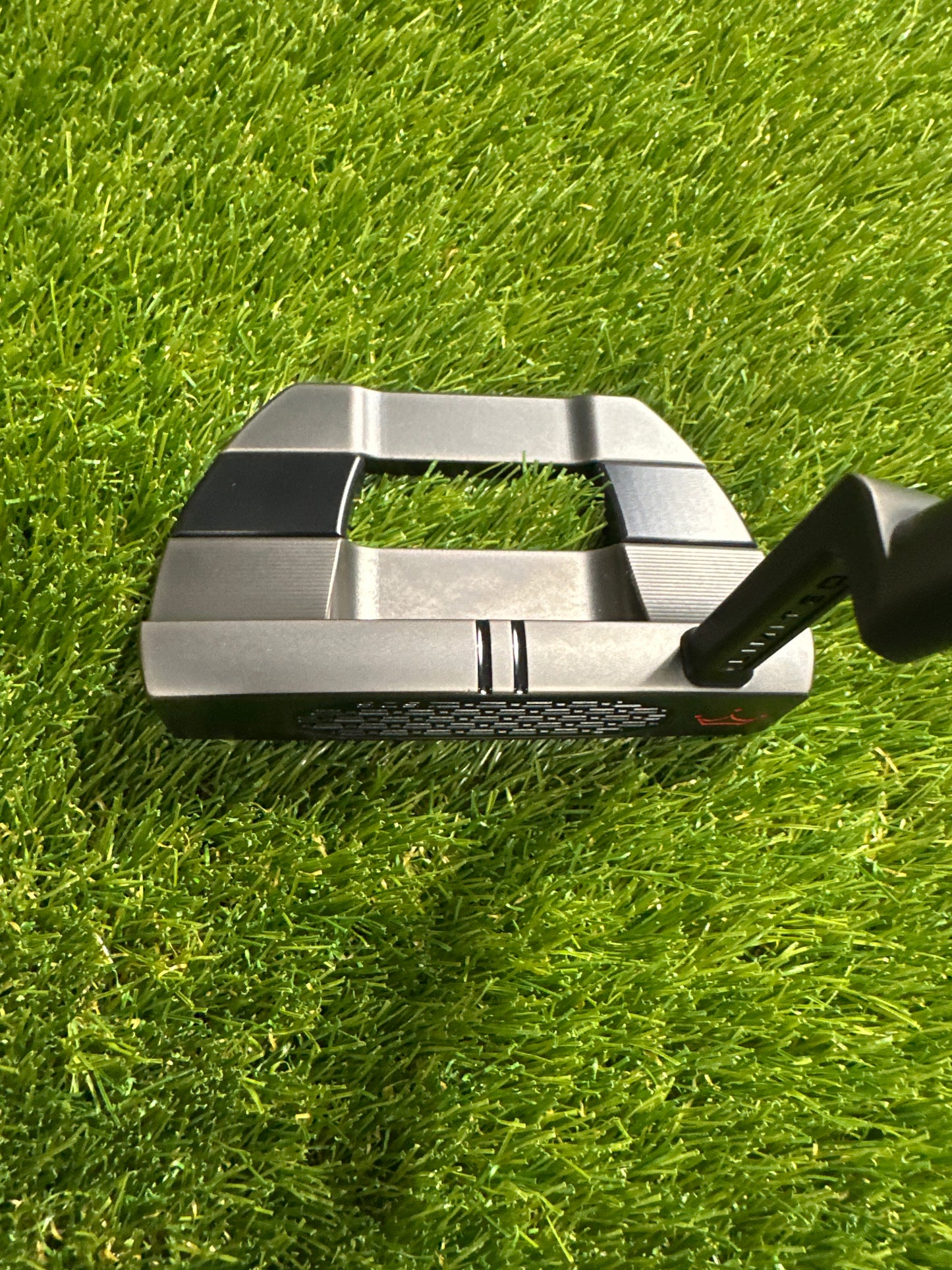 Scotty Cameron Studio Limited Fastback 2 34" Putter