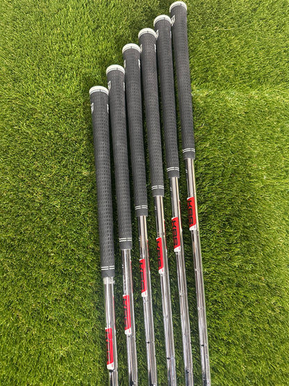 Wilson D7 5-PW Irons