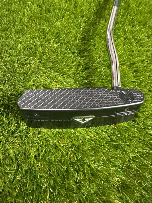 Odyssey Toulon Design Chicago 35" Putter