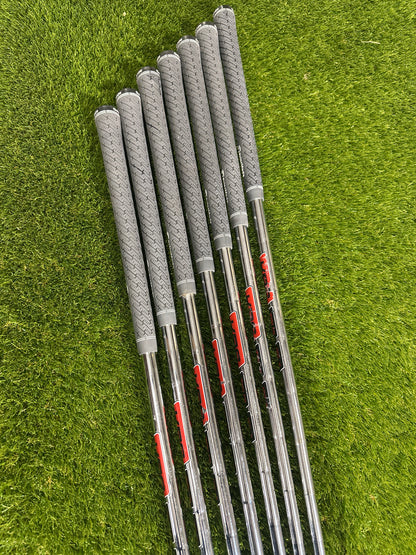 TaylorMade P7MB 4-PW Irons