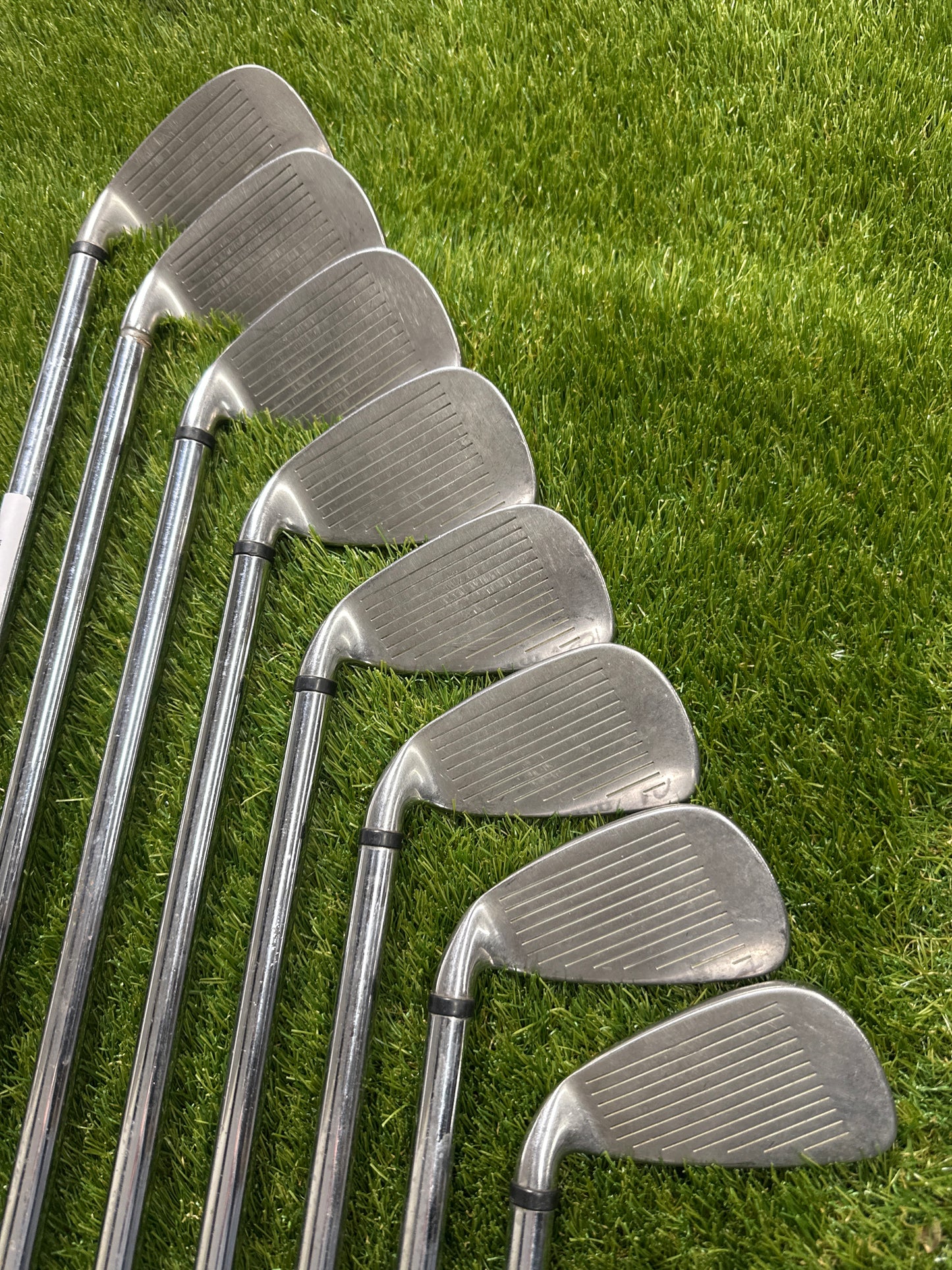 Wilson Deep Red 4-SW Irons