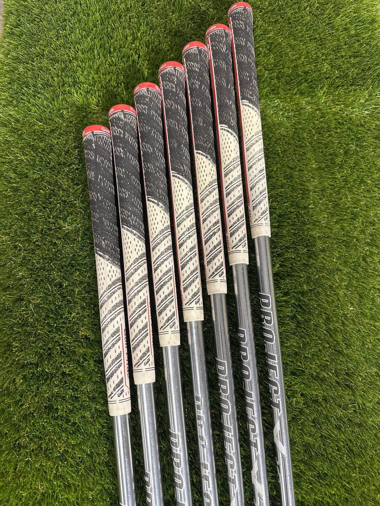 Titleist T100 4-PW Irons