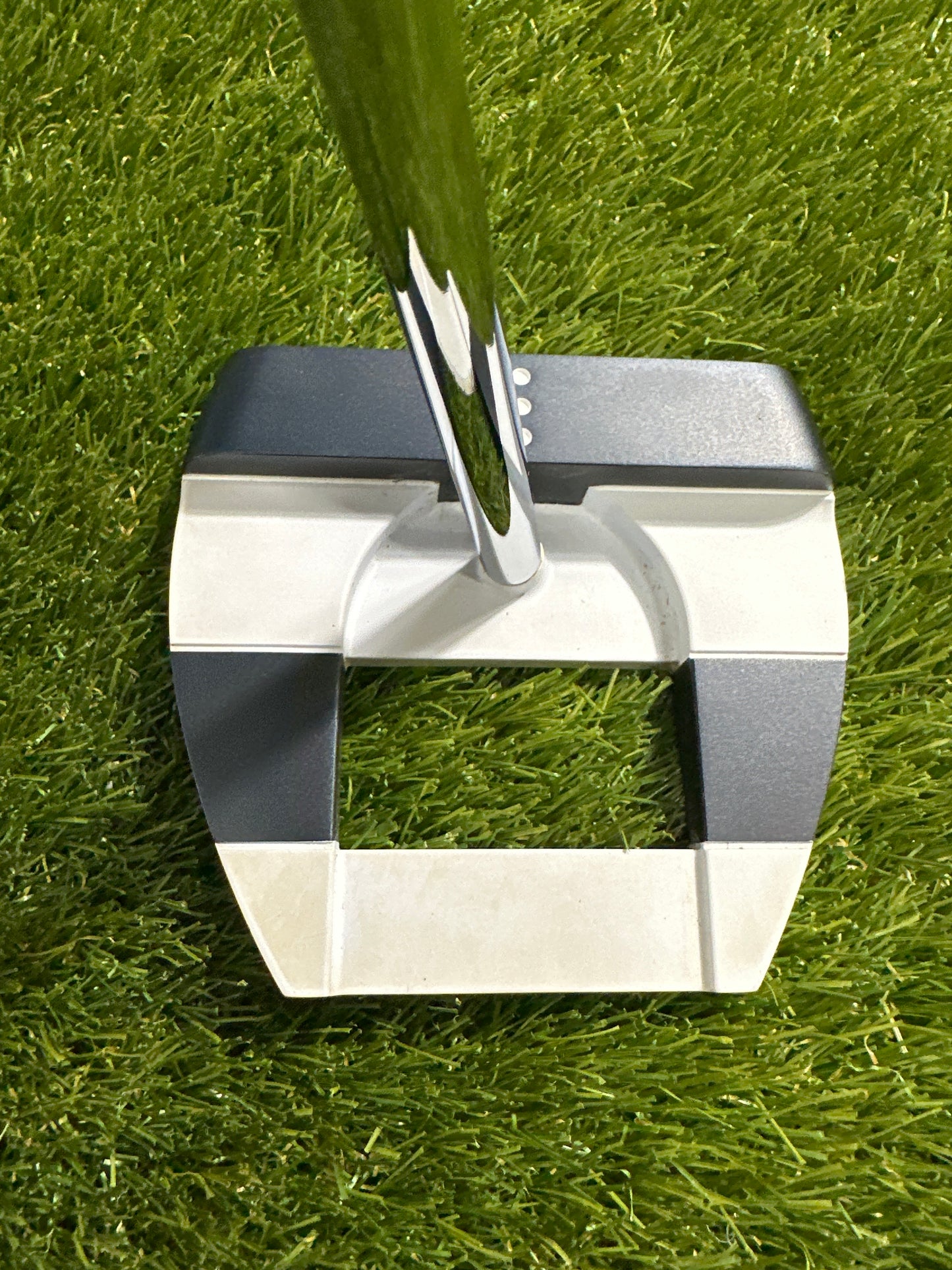 Odyssey Ai Square 2 Square Jailbird Broomstick 47" Putter
