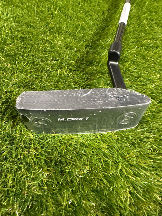 Mizuno MCraft OMOI 4 Black 35" Putter