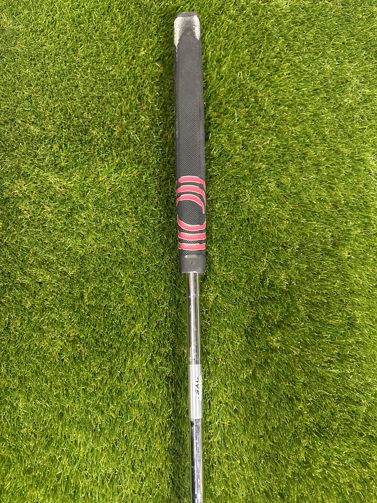 Odyssey Works V Line 34" Putter