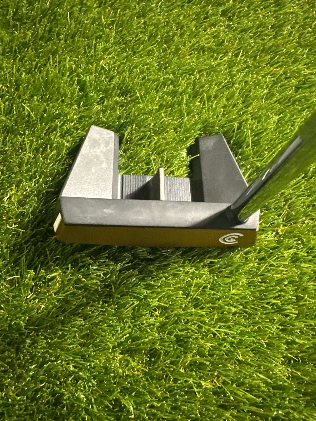 Cleveland TFI Elevado 37.5" Putter