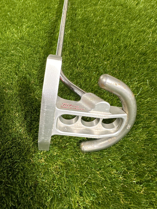 Scotty Cameron Futura 35" Putter