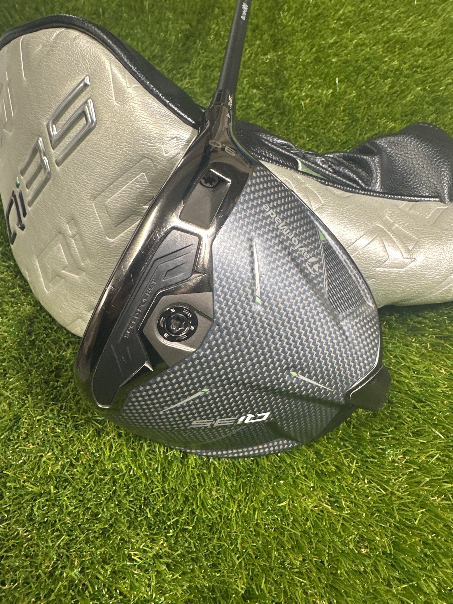 TaylorMade Qi35 9 Driver