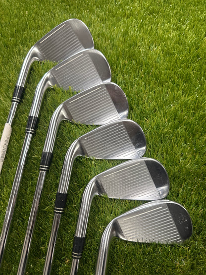 TaylorMade Tour Burner 5-PW Irons