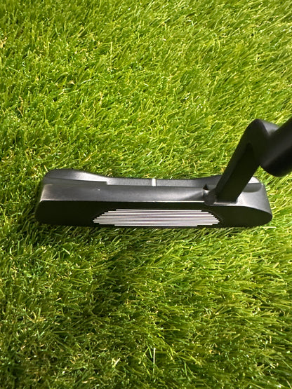TaylorMade TP Soto 1 33" Putter