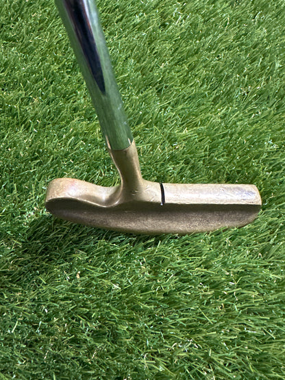 Titleist Acushnet Bullseye 34" Putter