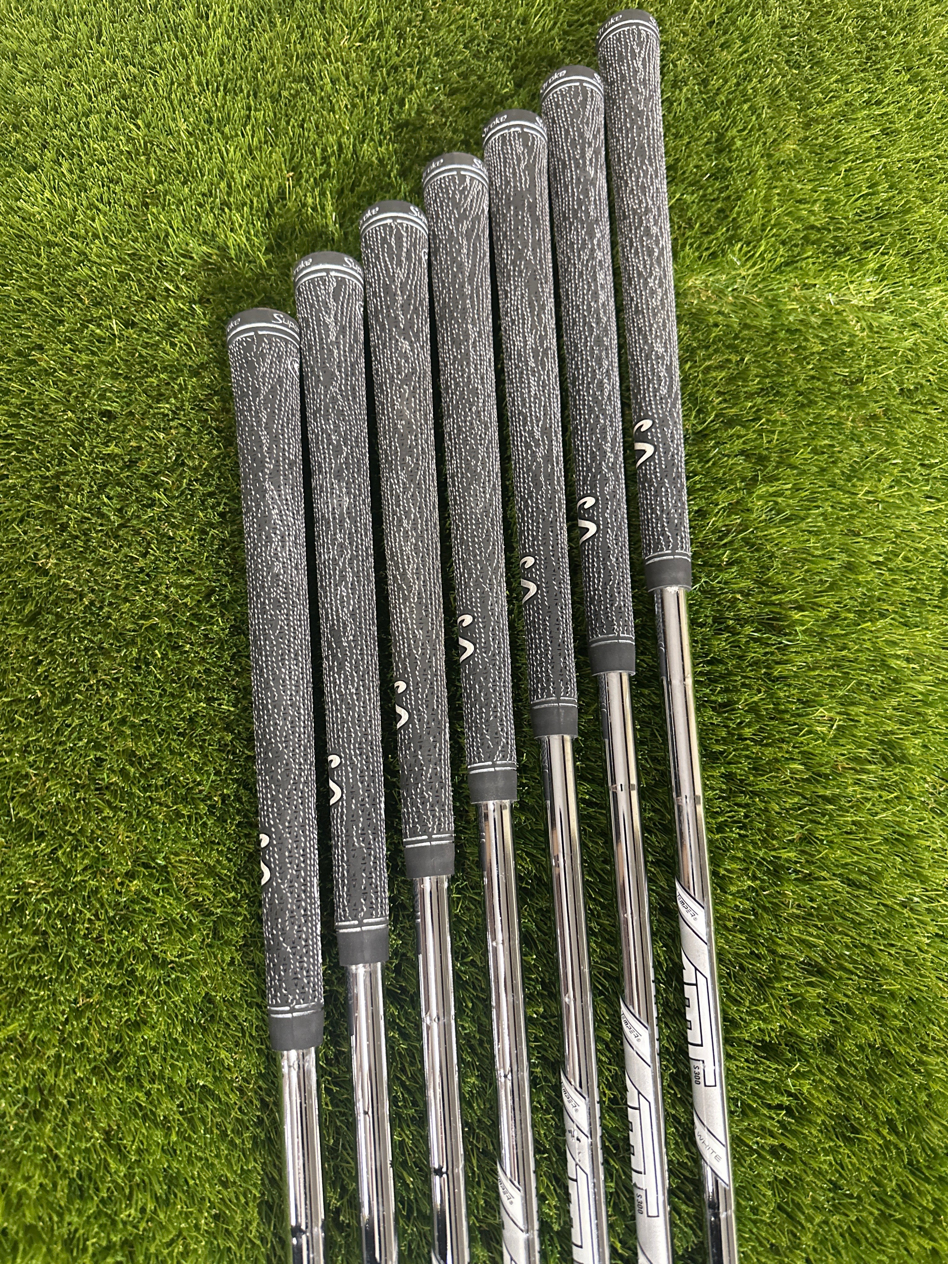 Titleist T100 アイアン　4～P DB7B7C7D-2D60-4DC4-8A80-