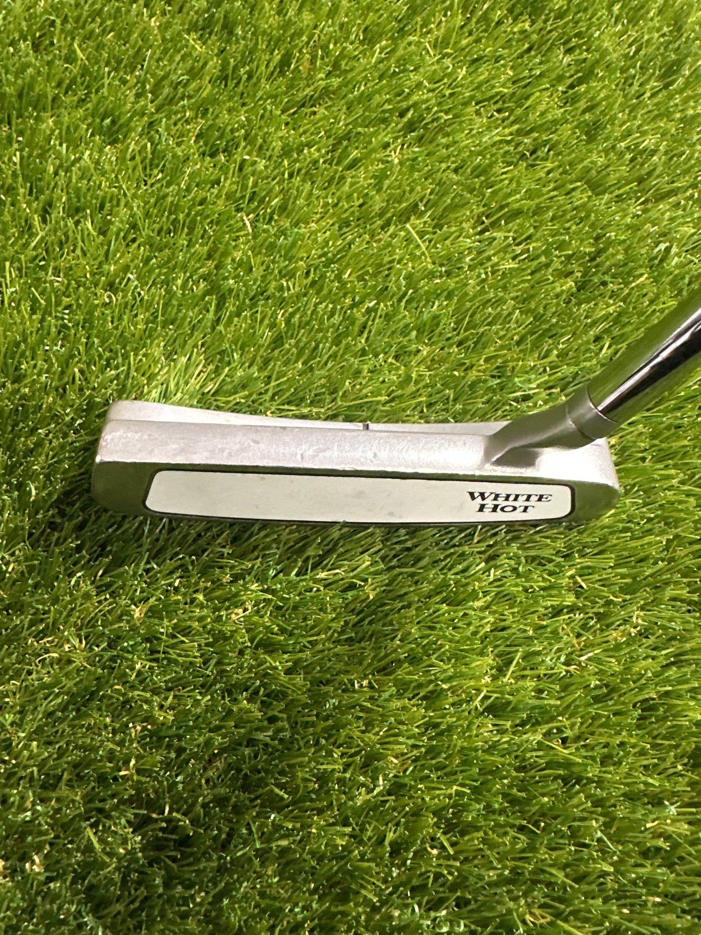 Odyssey White Hot 2 34" Putter