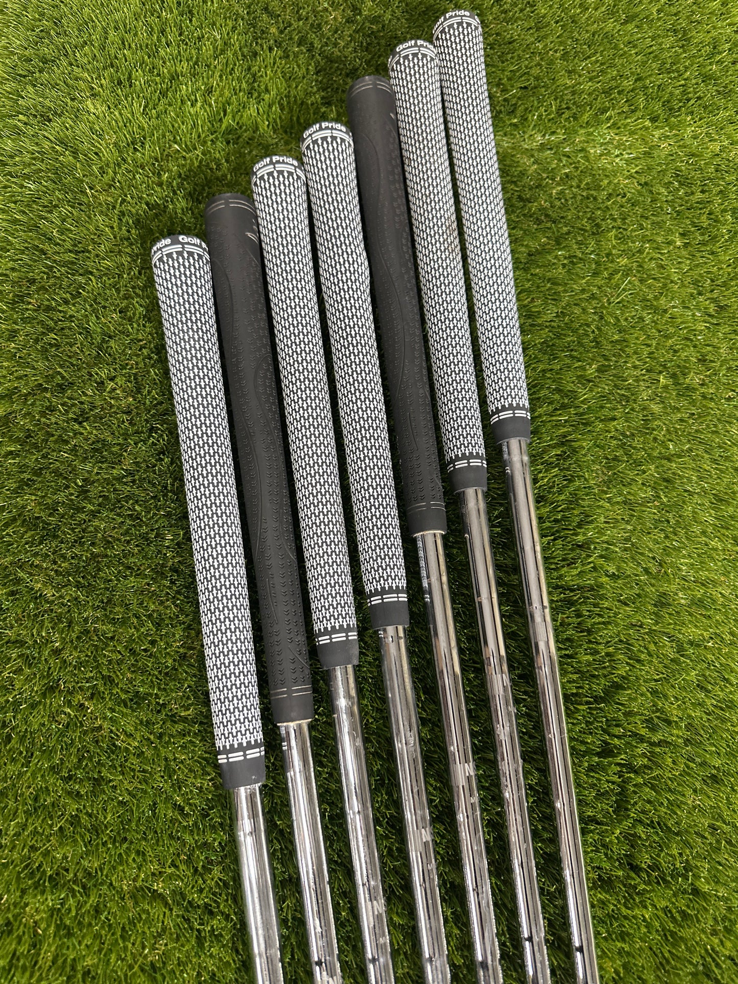 King Cobra 3100I/H 5-SW Irons