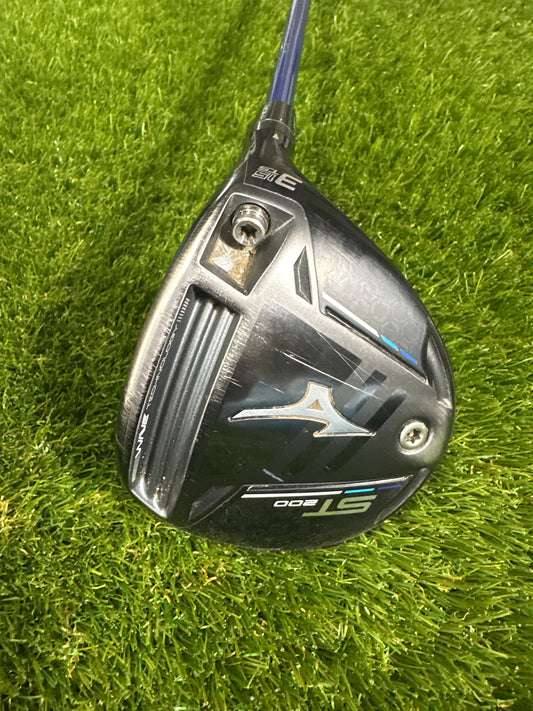 Mizuno ST200 3/15 FWY