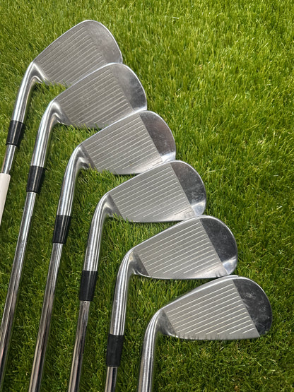 Mizuno JPX 825 5-PW Irons