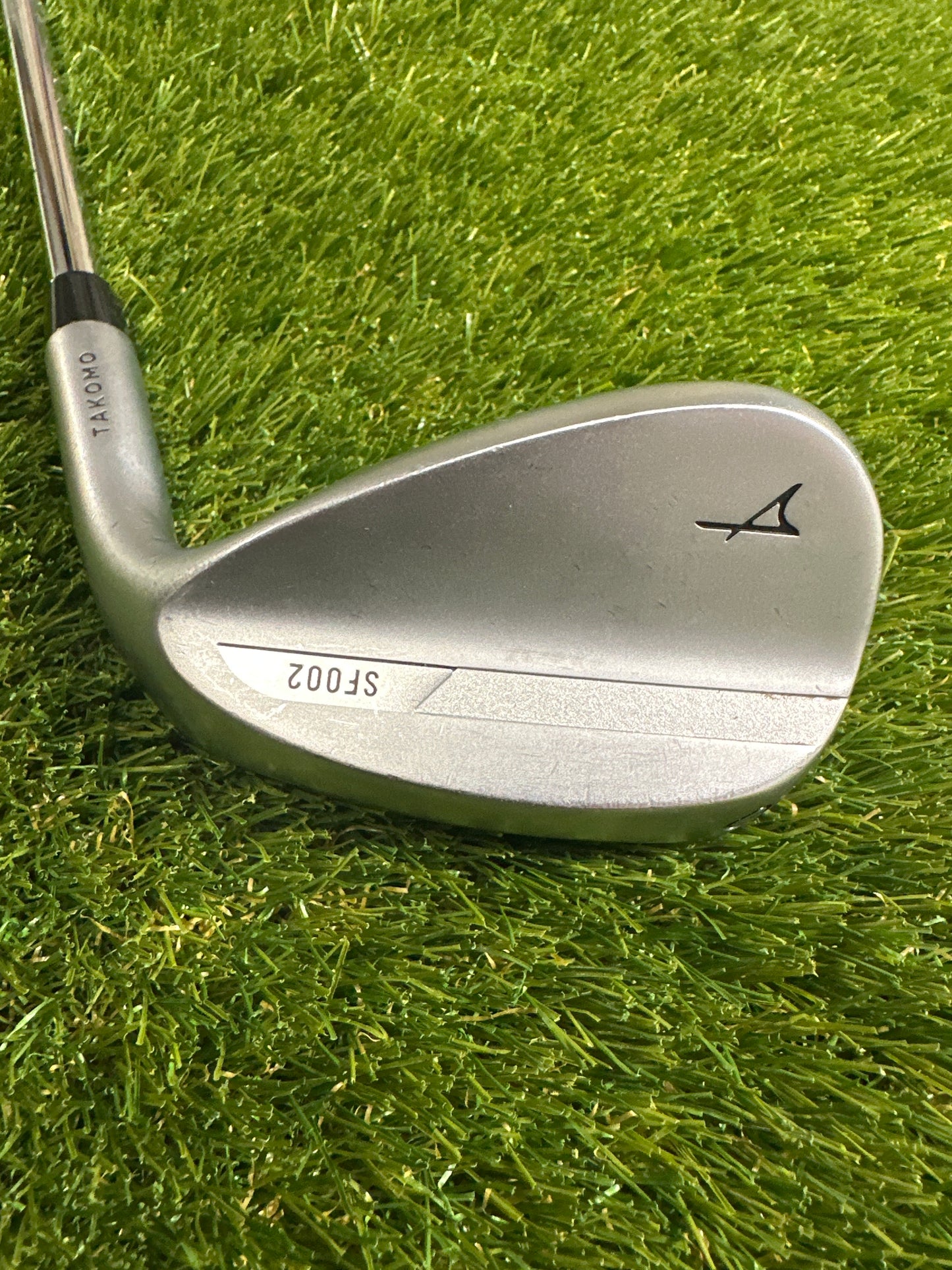 Takomo SF002 60/12V Wedge