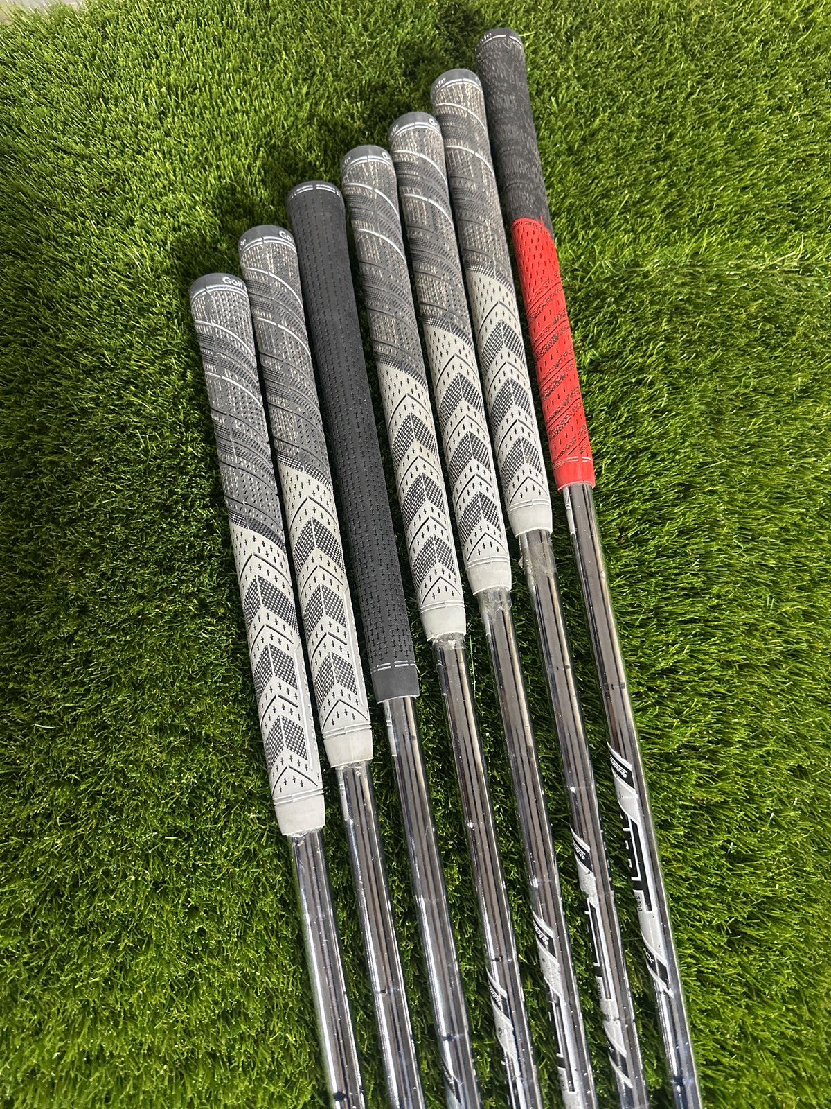Titleist T200 5-48W Irons