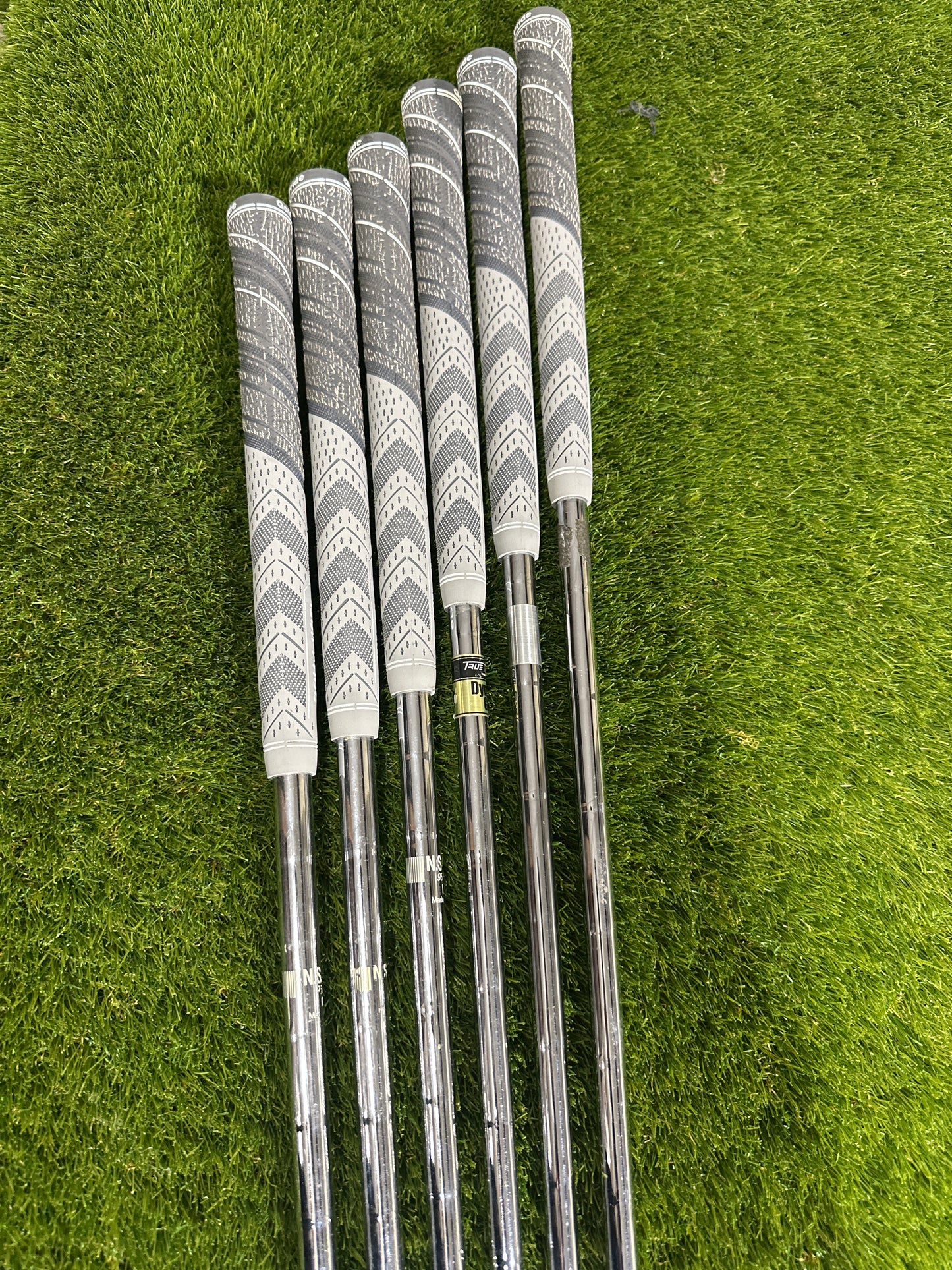 Cleveland CG16 Tour 5-PW Irons