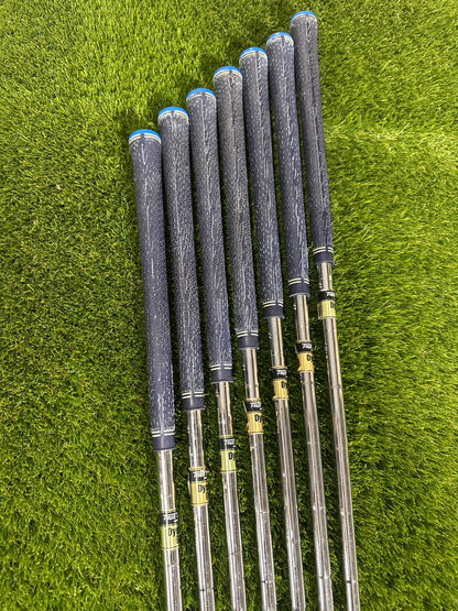 Cleveland CG16 Tour 4-PW Irons