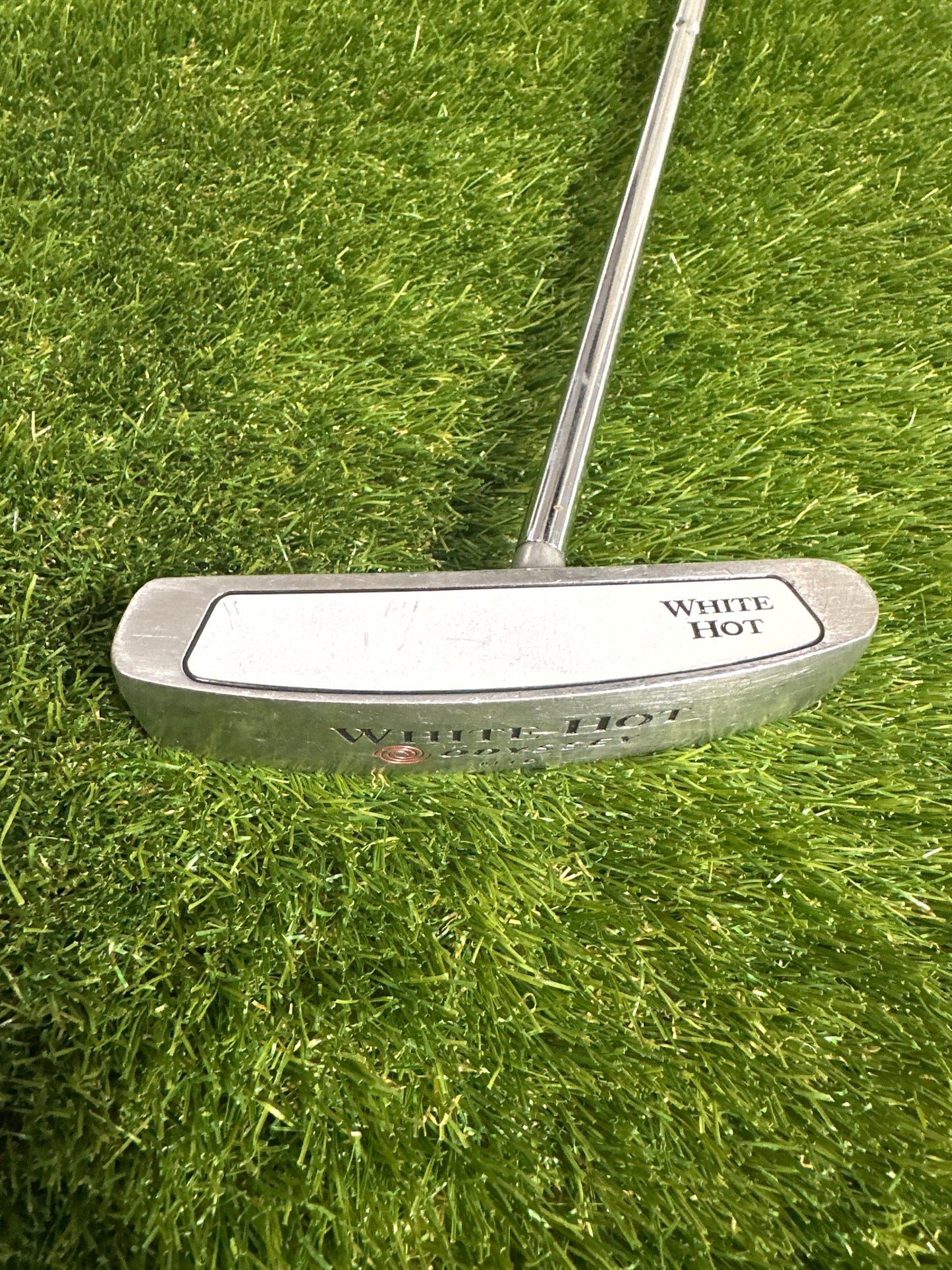 Odyssey White Hot Mid 34" Putter