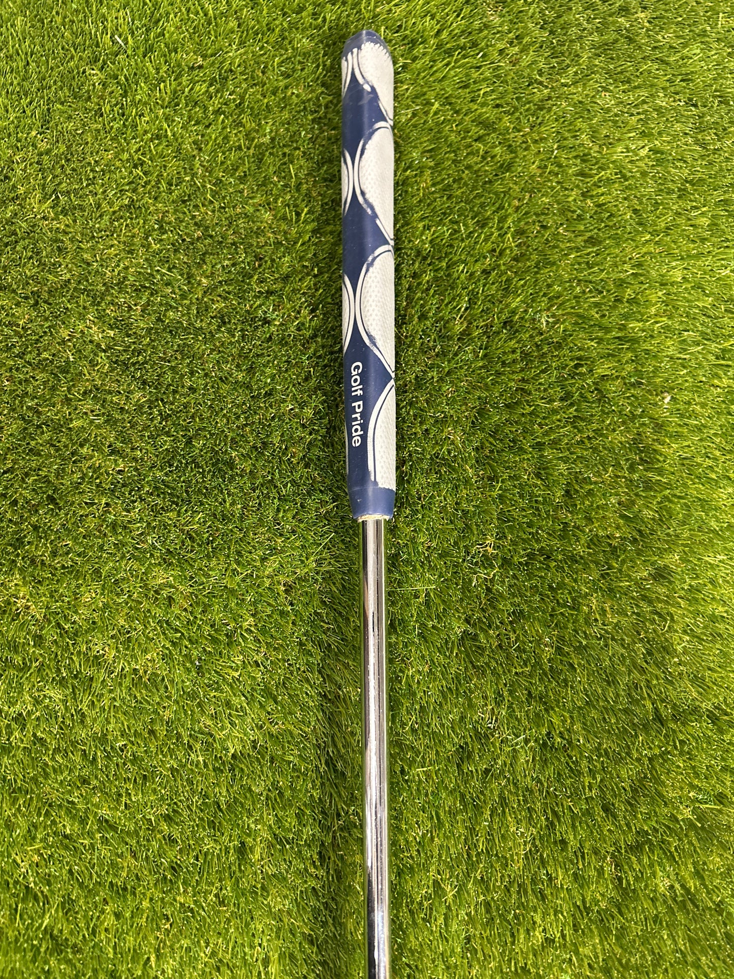 Yes C Groove Swash Tiffany 31" Putter