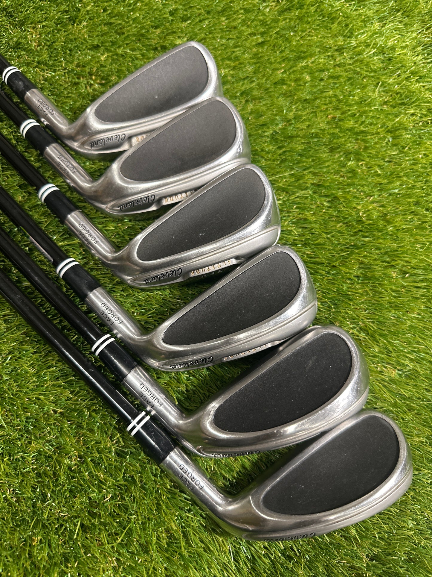 Cleveland 588 Altitude 5-PW Irons