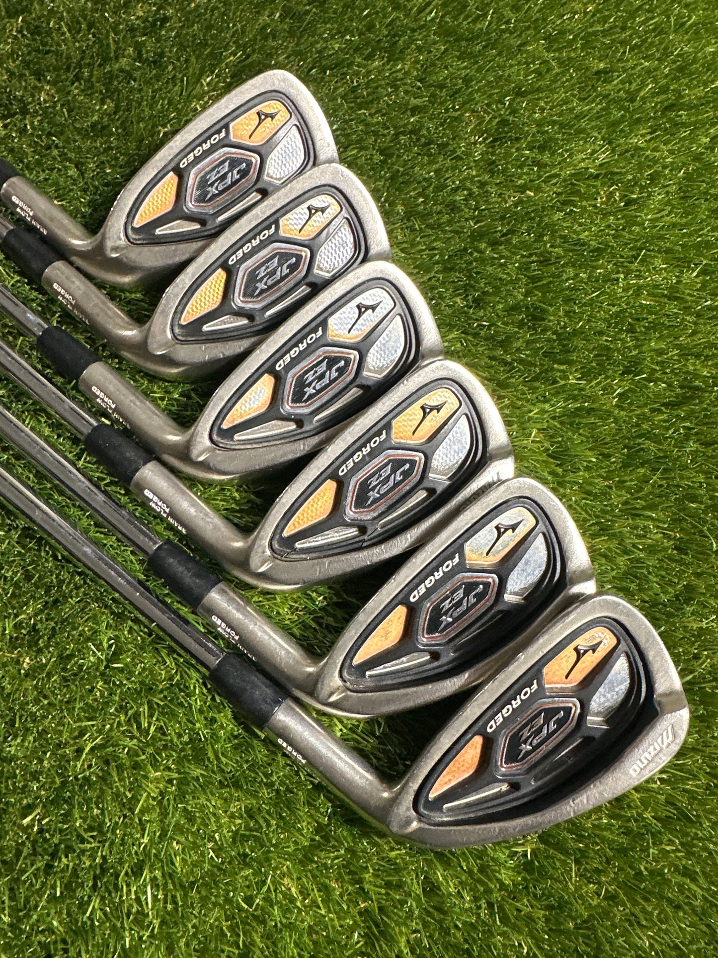 Mizuno JPX EZ 4-9 Irons