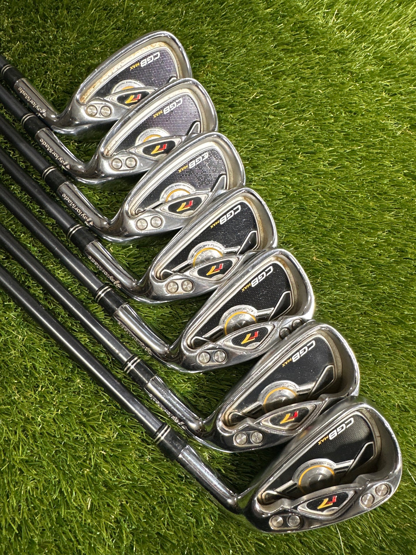 TaylorMade R7 CGB Max 4-PW Irons