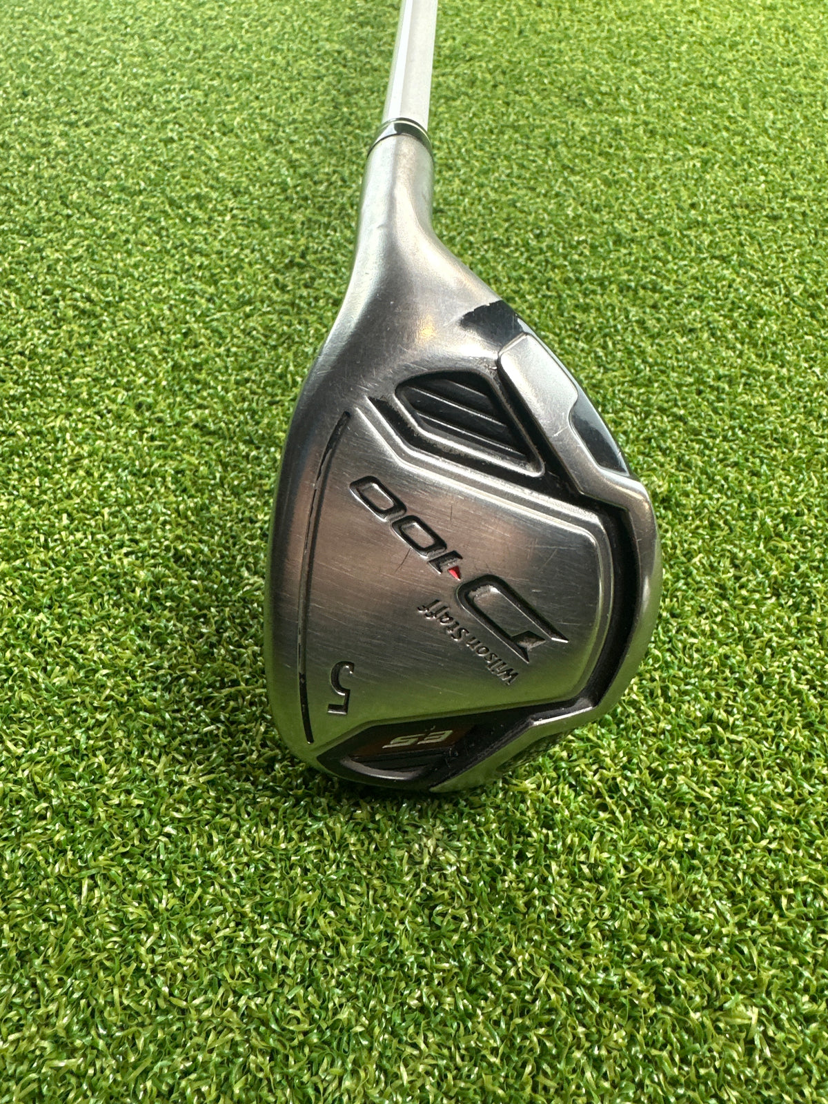 Wilson D100 5 HYB