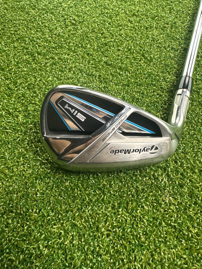 TaylorMade Sim Max AW