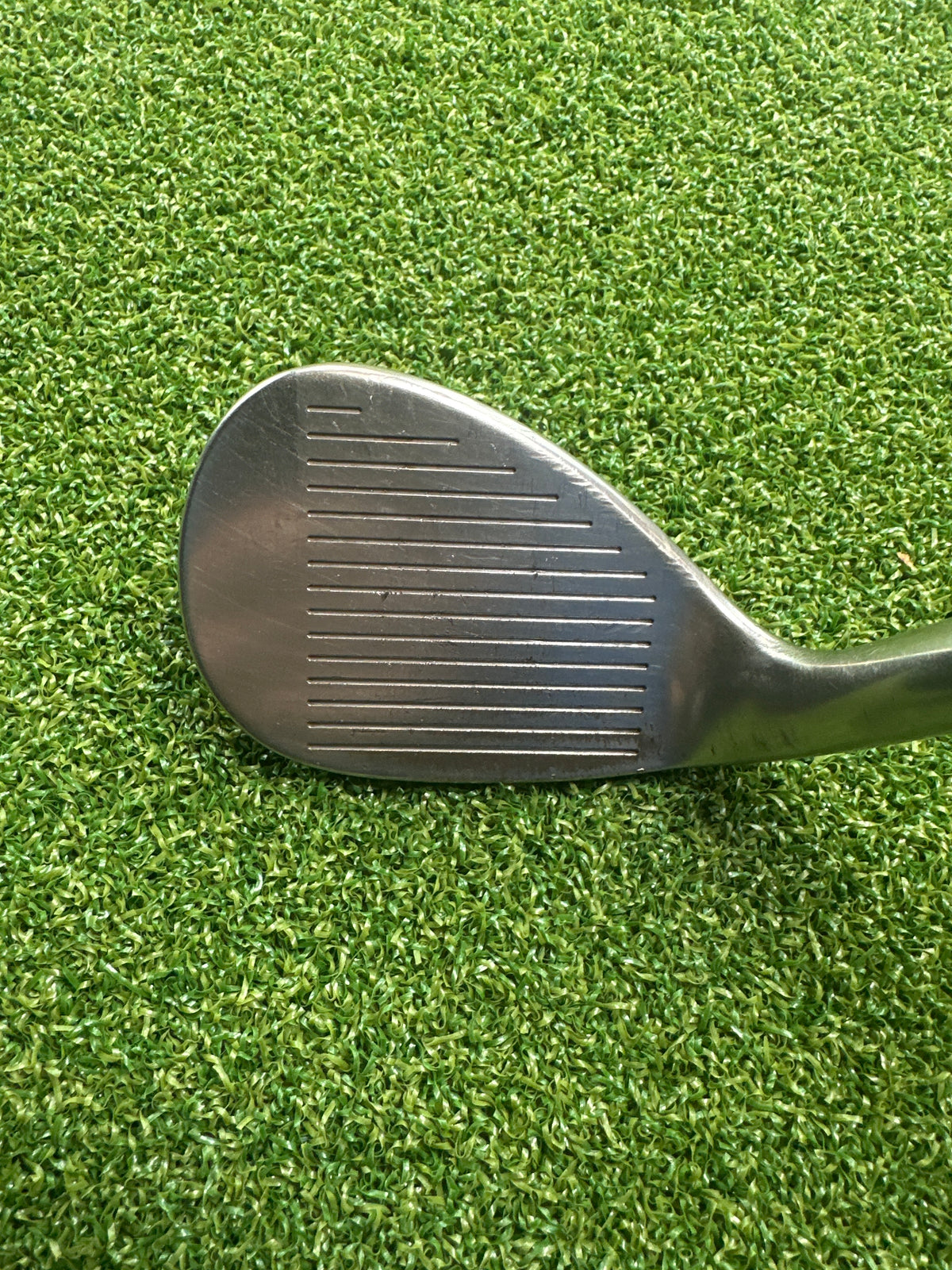 Mizuno MP R Series Black NI 52/07 Wedge