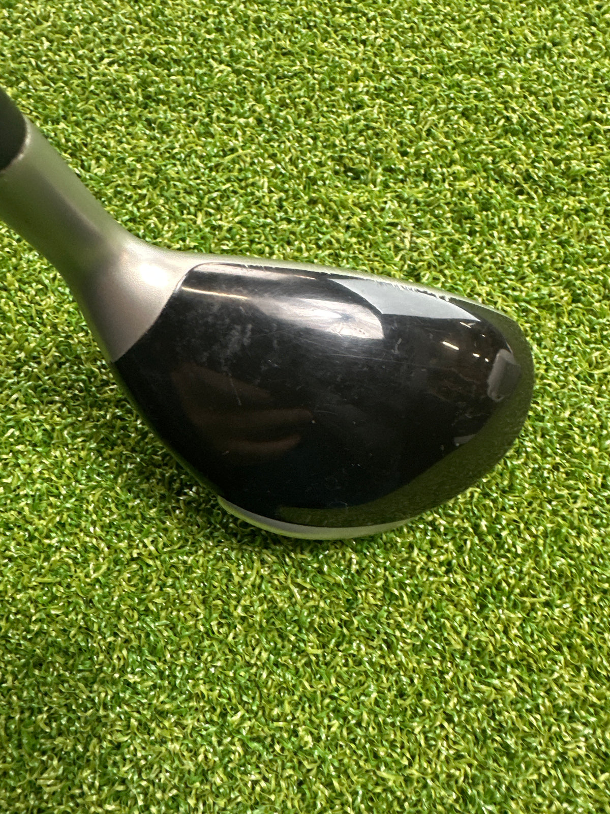 Wilson D100 5 HYB