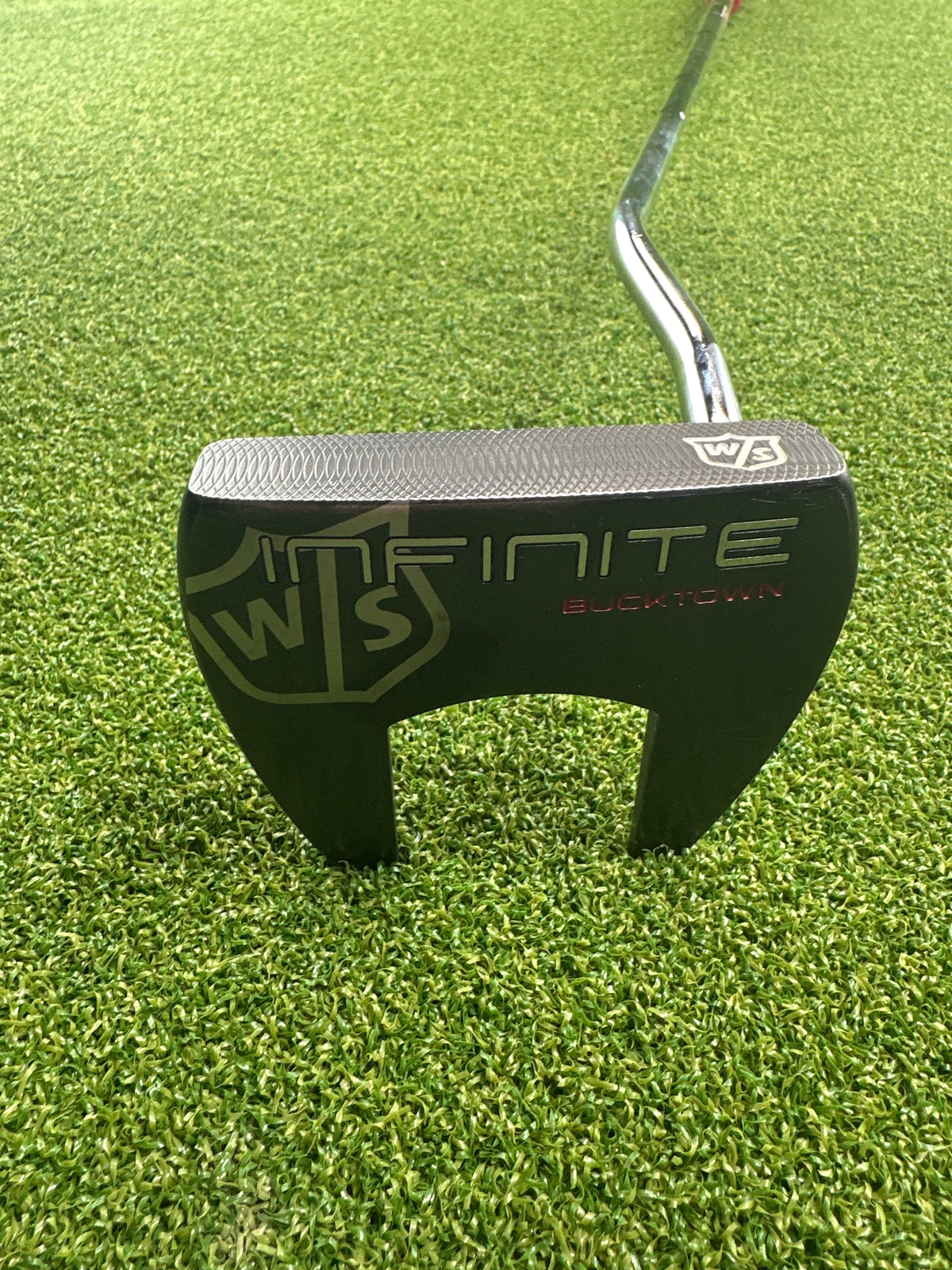 Wilson Infinite Bucktown 34" Putter