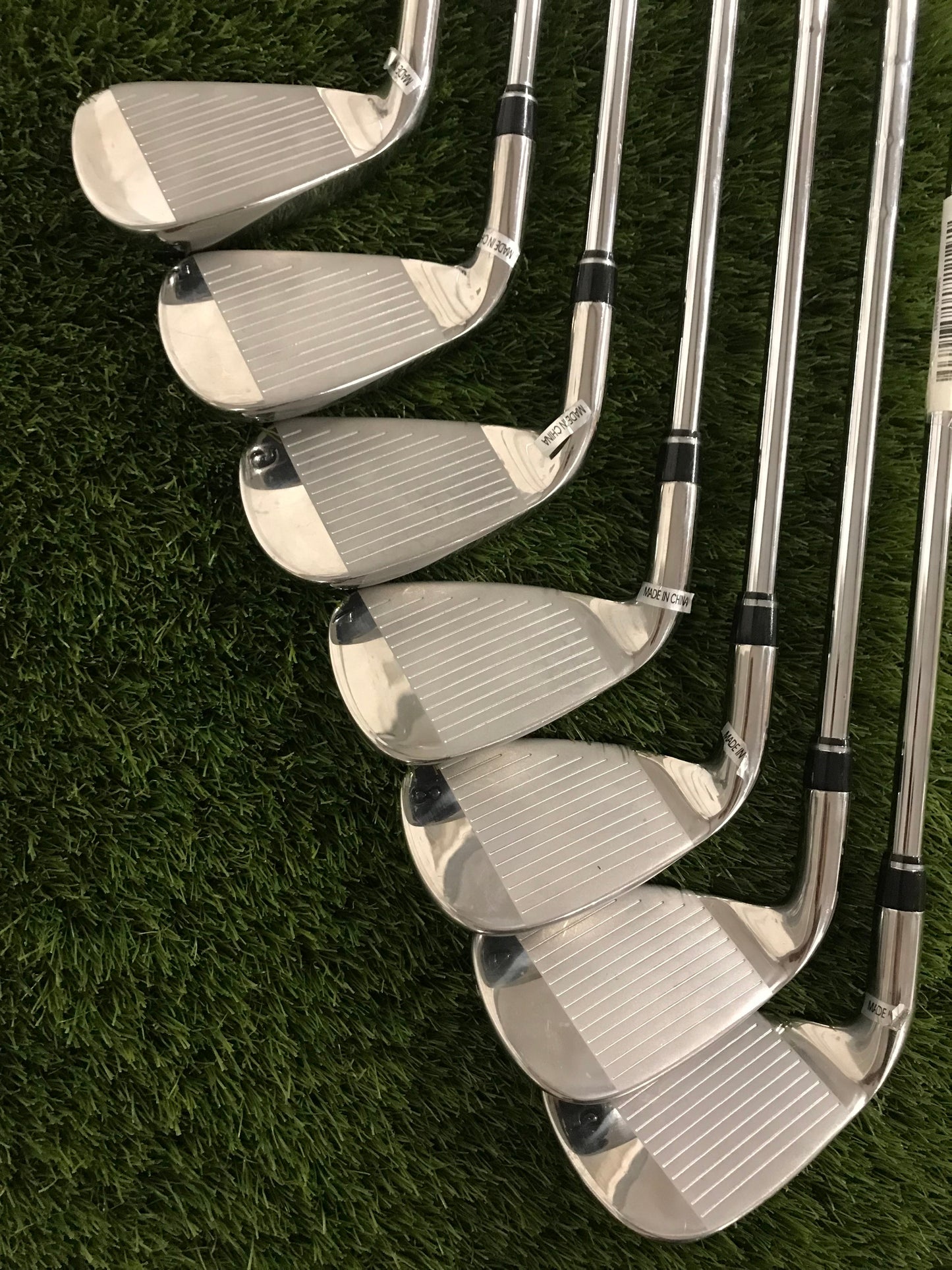 Wilson D9 irons 5-GW