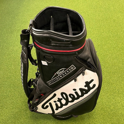 Titleist Wht/Blk/Rd Fitting Bag