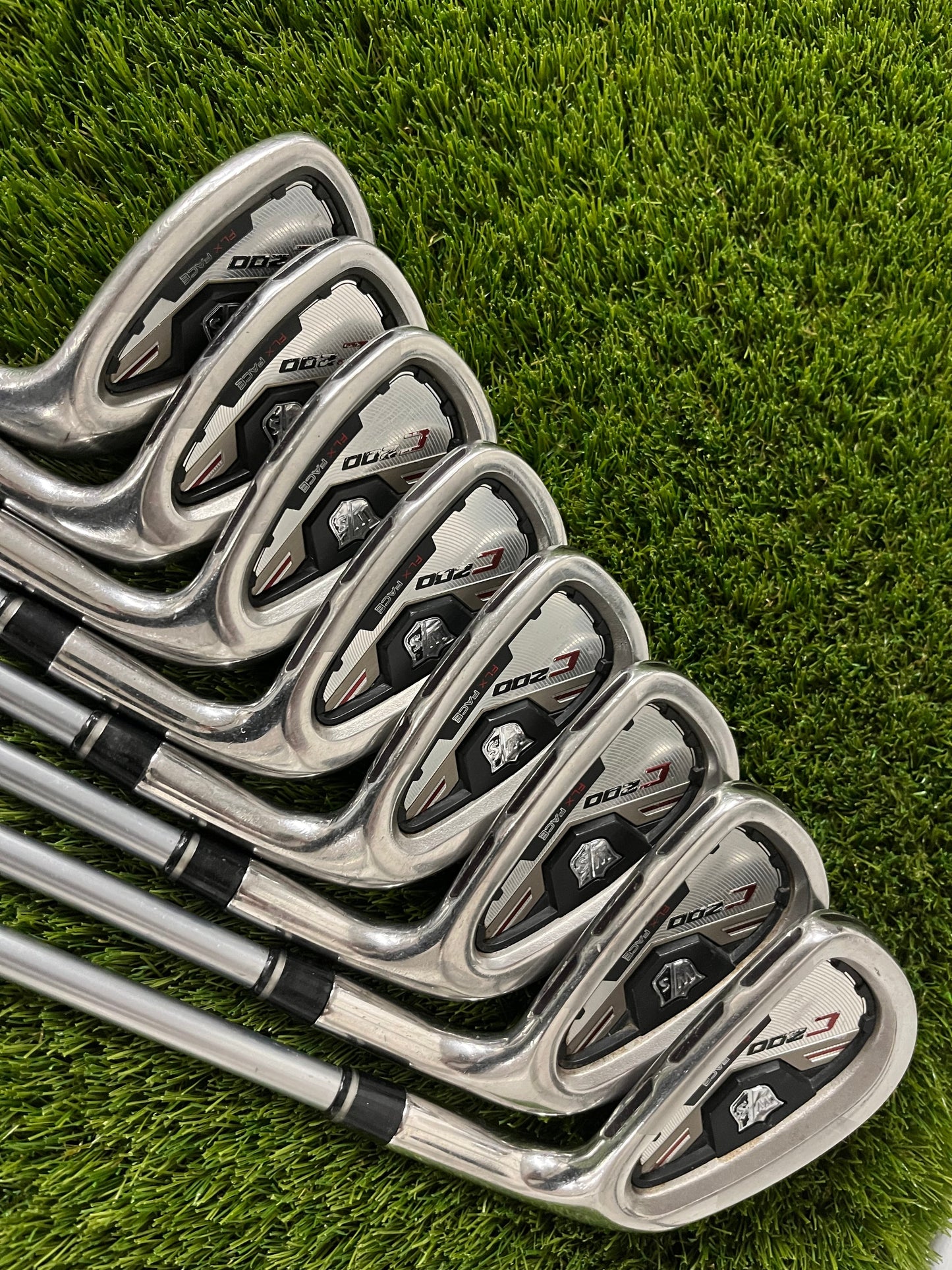 Wilson Staff C200 Irons 4-SW